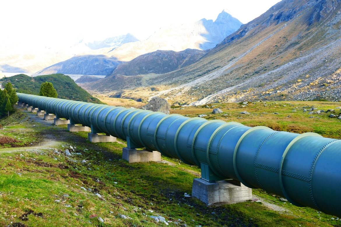 Advantages and Disadvantages of Pipeline
