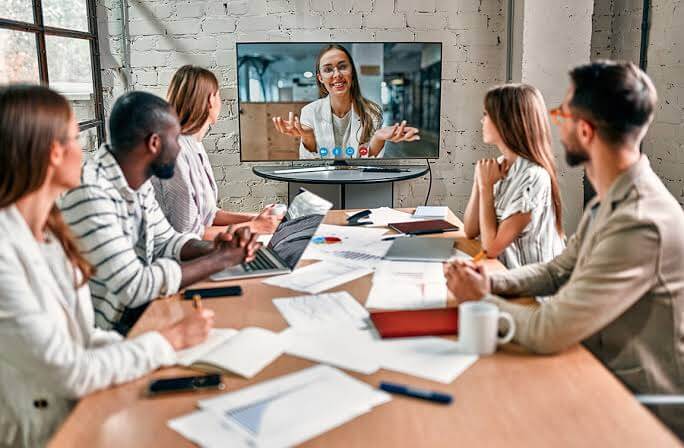 Advantages and Disadvantages of Video Conferencing