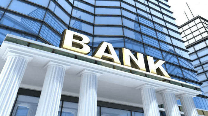 Commercial Bank Definition