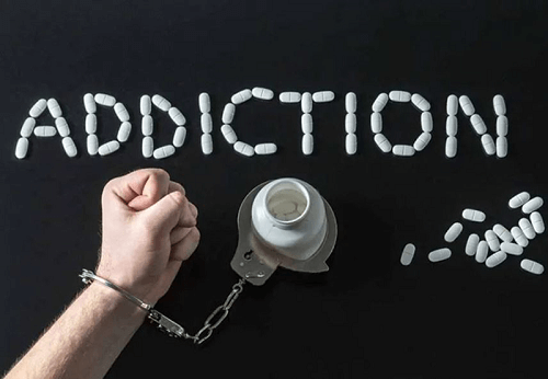 drug addiction argumentative essay