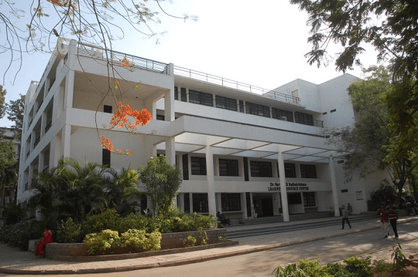 Top 10 B.tech Colleges in Hyderabad