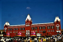 Top 10 Biggest Railway Station in India