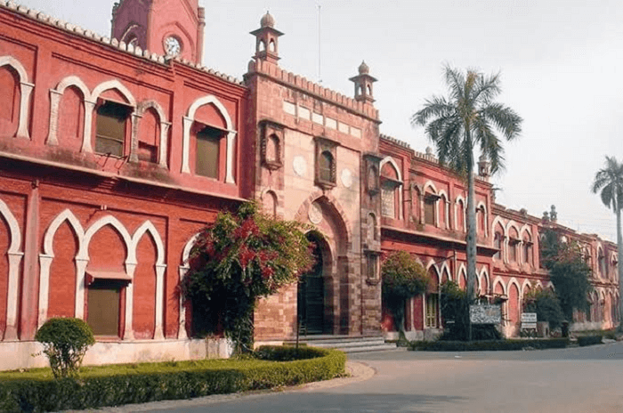 Top 10 Central Universities in India