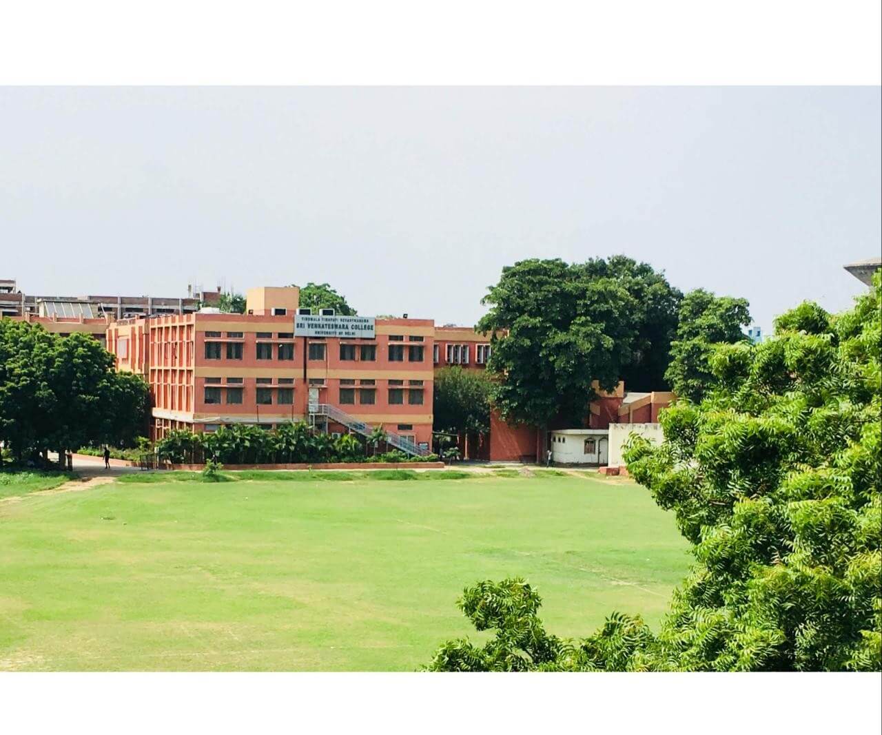 Top 10 Colleges of DU