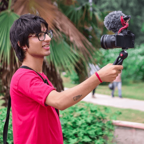 Top 10 Indian Vloggers on Youtube