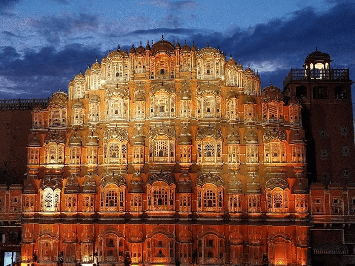 Top 10 Tourist Places in India 2021