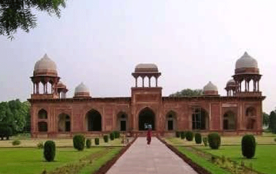 Tourist Places in Agra