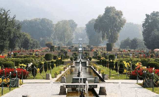 Tourist Places in Srinagar