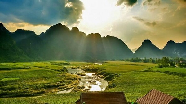 Tourist Places in Vietnam